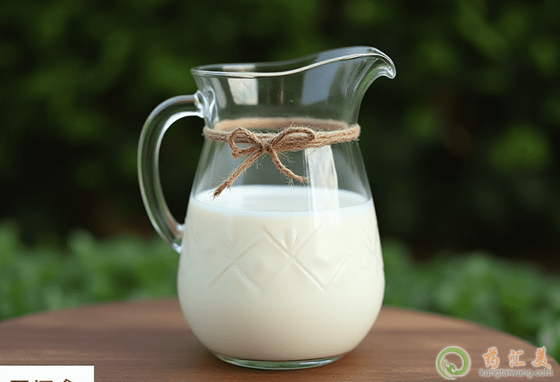 牛奶可以和這些東西一起吃 牛奶可以和這些東西一起吃